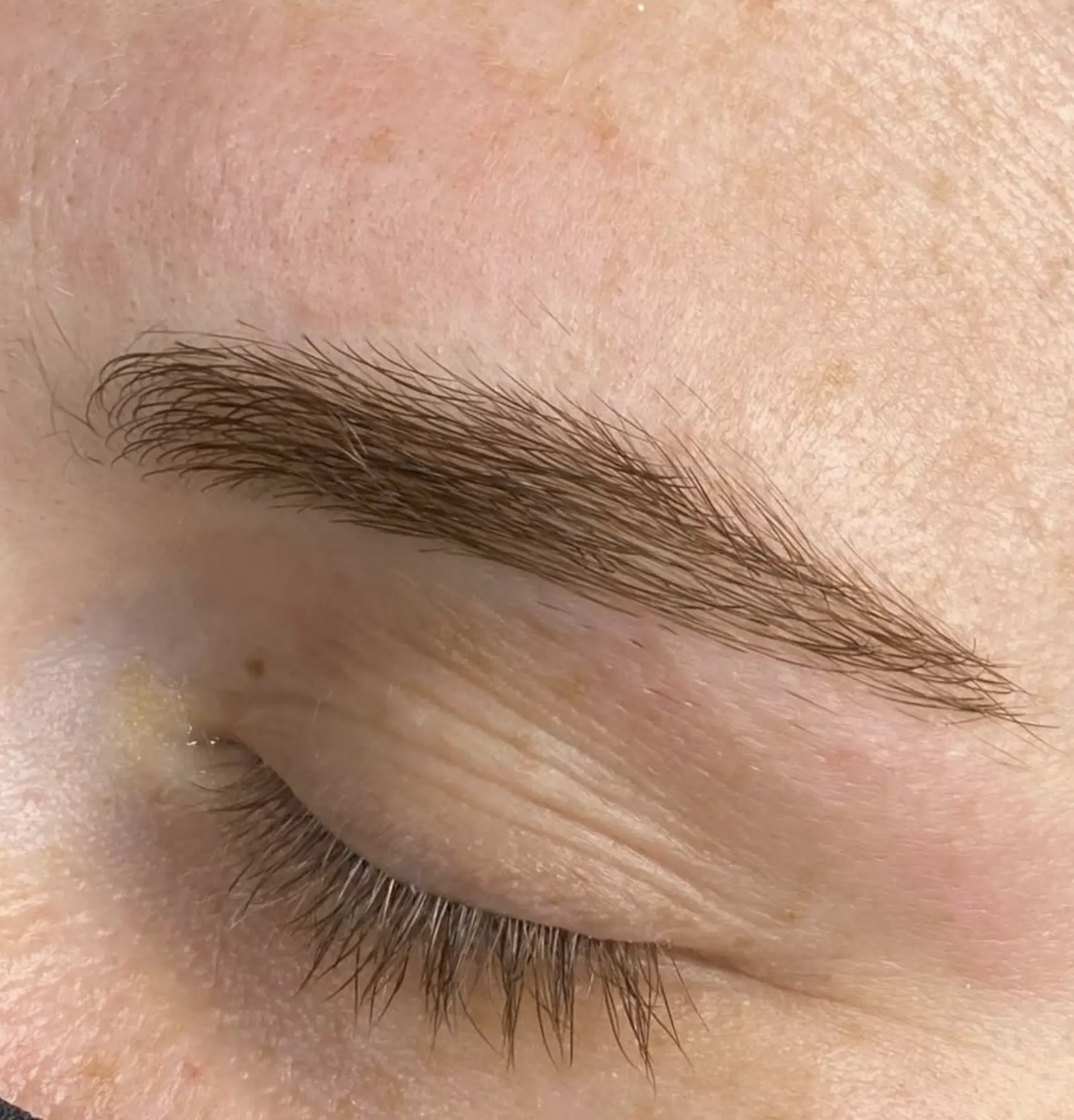 Is eyebrow lamination safe for pregnancy?